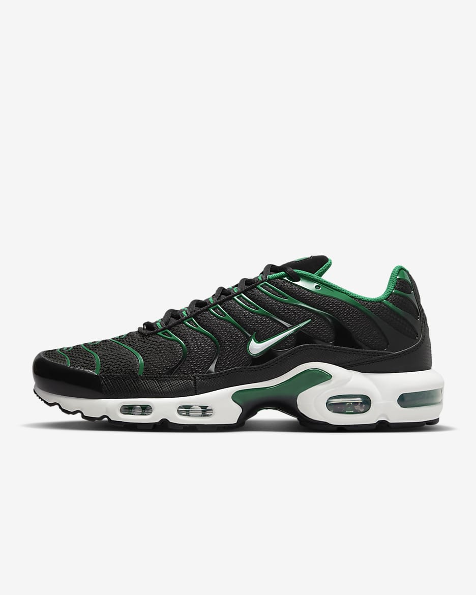 Black nike air max plus tn hotsell